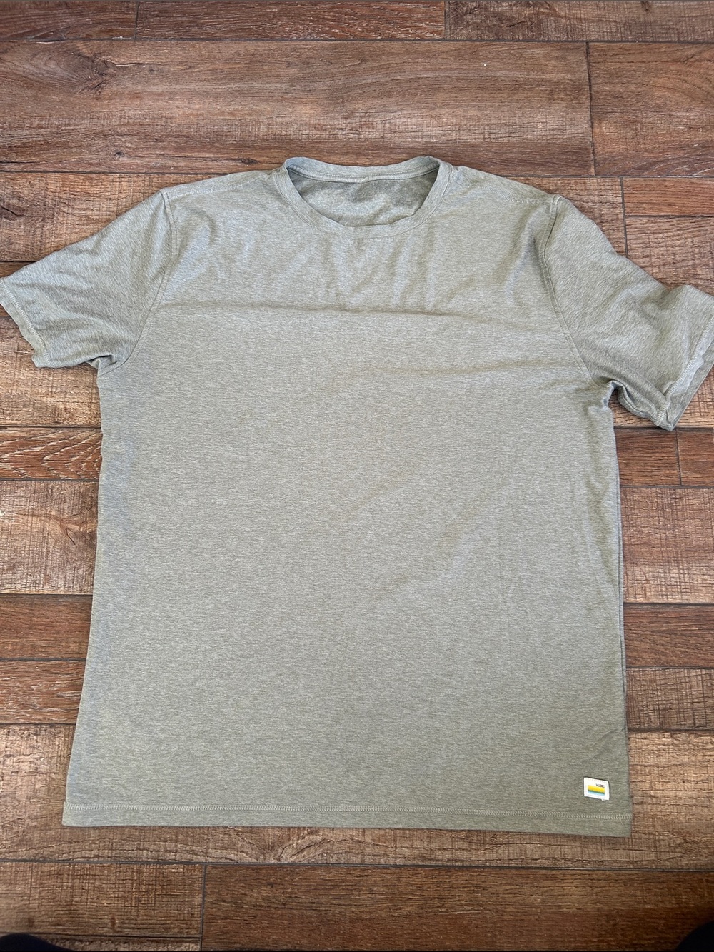Men's Vuori Crew Neck Short Sleeve Shirt - Light Olive